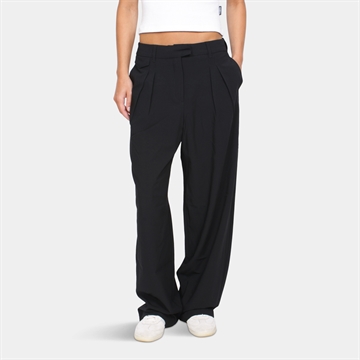 JJXX Billie RLX Pleated HW Pant Black